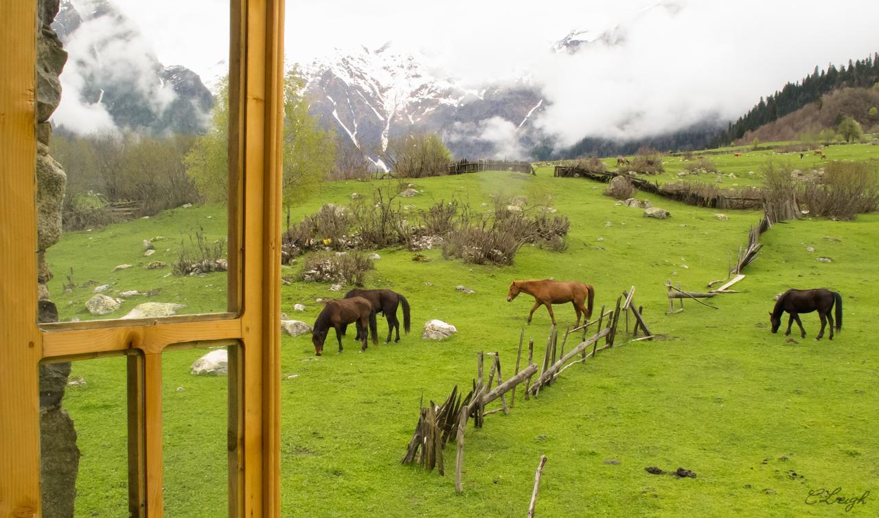 Peak Mazeri Guest House Esterno foto