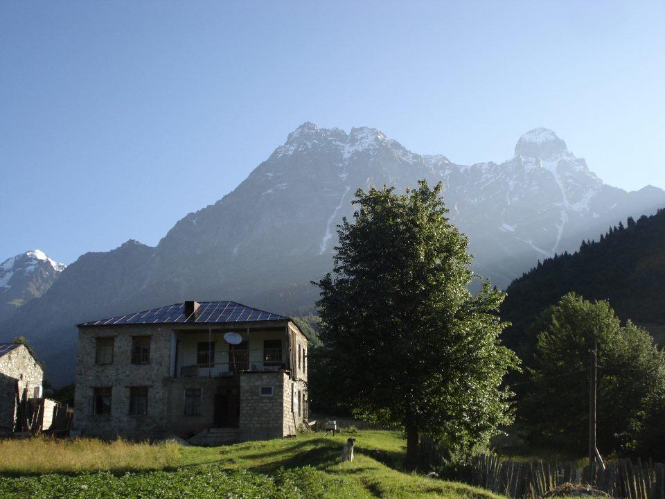 Peak Mazeri Guest House Esterno foto