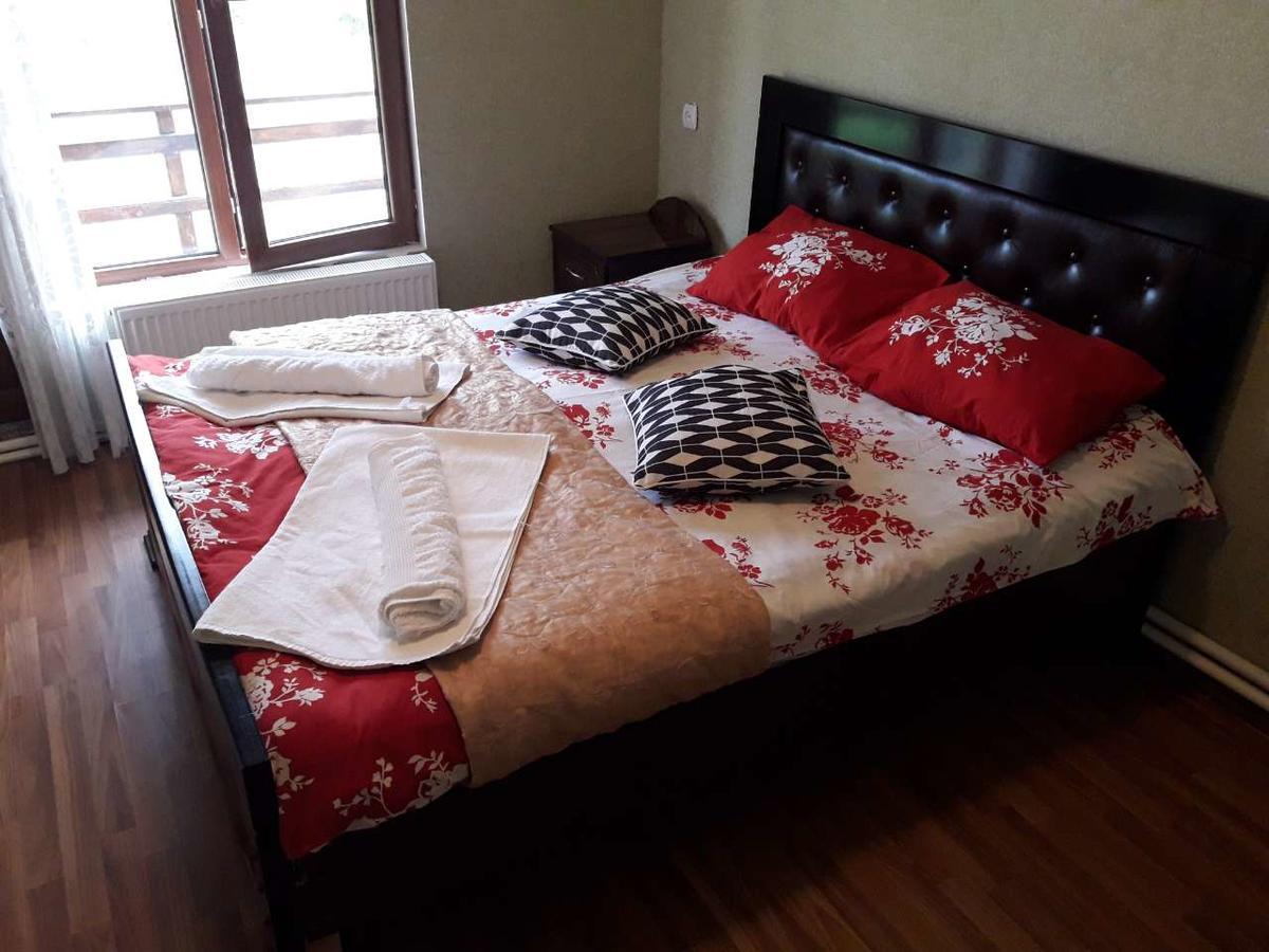 Peak Mazeri Guest House Esterno foto