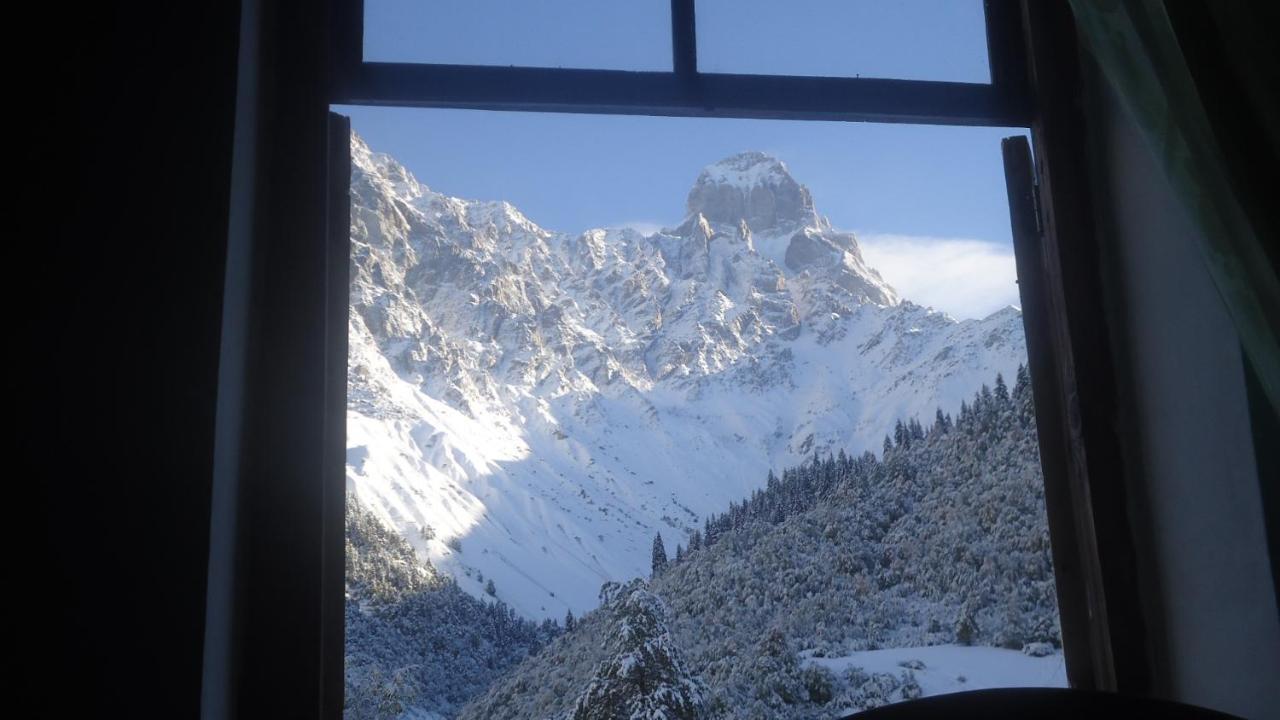 Peak Mazeri Guest House Esterno foto